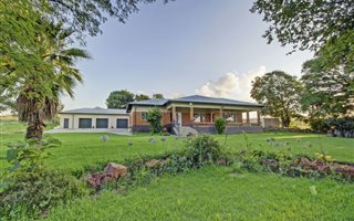 4 Bedroom House in Mooikloof Heights