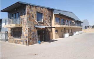 2677 m² Industrial space in Lea Glen
