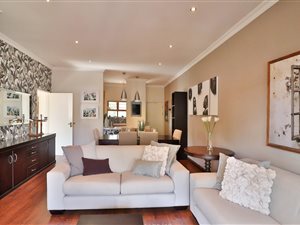2 Bed Apartment in Bryanston
