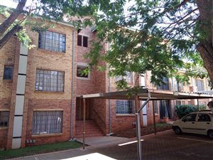 2 Bed Apartment in Westdene