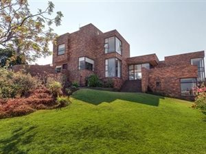 5 Bed House in Northcliff