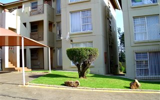 2 Bedroom Townhouse in Bassonia