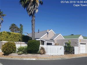 3 Bedroom House in Blouberg Sands