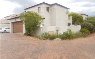 3 Bedroom House in Kyalami Hills
