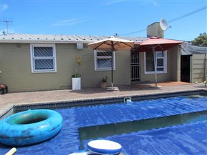 3 Bedroom House in Kensington