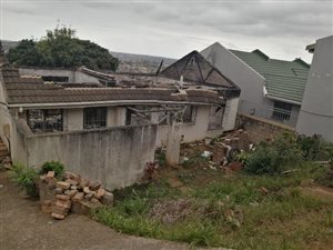 400 m² Land available in Castlehill