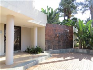 4 Bed House in Blue Gill