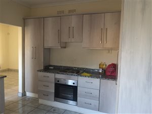 2 Bed Garden Cottage in Greenwood Park