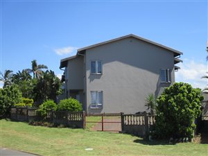 3 Bed Apartment in Brighton Beach