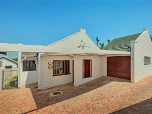 3 Bed Townhouse in Krugersdorp North