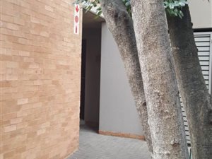 2 Bed Apartment in Menlo Park