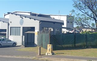 100 m² Industrial space in New Germany