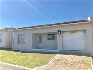 3 Bed Townhouse in Algoa Park
