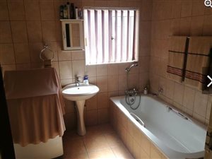 3 Bedroom Apartment in Vereeniging Central