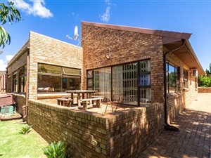 3 Bed House in Bergsig