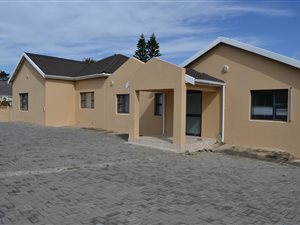 315 m² Office Space in Vincent