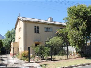 3 Bed House in La Colline