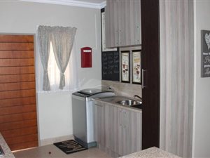 2 Bed Apartment in Waverley