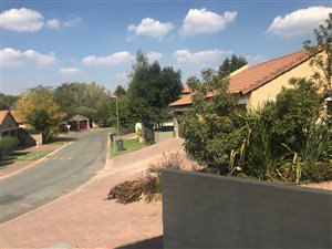 3 Bed Cluster in Bloubosrand