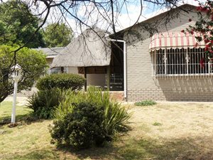 4 Bed House in Helderkruin