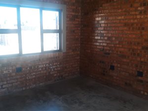110 m² Commercial space in Middelburg Central
