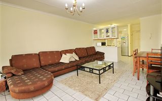 2 Bedroom Apartment in Florida Hills