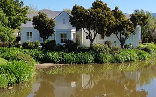 4 Bedroom House in Steenberg Golf Estate