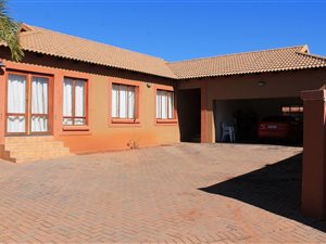3 Bedroom House in Heatherview