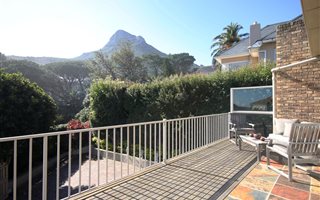 4 Bedroom House in Camps Bay