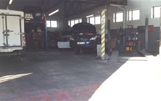 100 m² Commercial space in Port Elizabeth Central