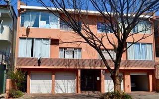 3 Bedroom Apartment in Bellevue