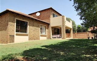 3 Bedroom Townhouse in Willow Acres