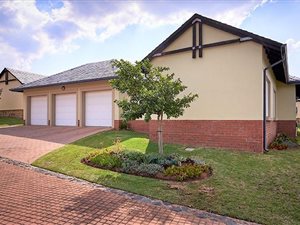 3 Bed Cluster in Waterfall Hills Mature Lifestyle Estate