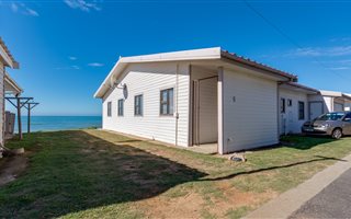 5 Bedroom House in Hartenbos