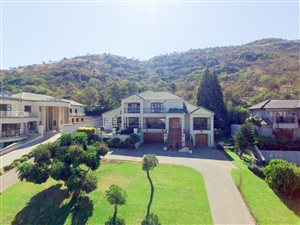 3 Bed House in Kosmos Ridge