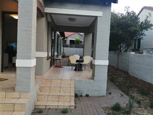 2 Bed Townhouse in Bloubosrand