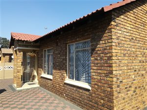4 Bed House in Reiger Park