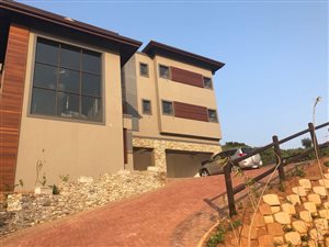 4 Bed House in Westbrook