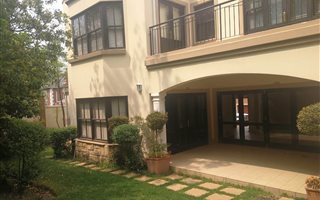 4 Bedroom House in Melrose