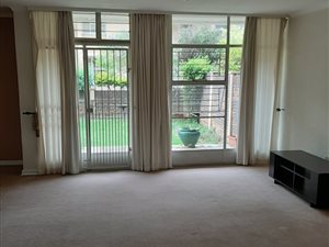 3 Bed Flat in Robindale