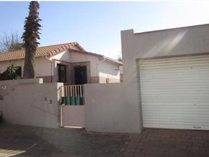 2 Bed House in Bromhof
