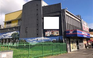 330 m² Commercial space in Woodstock