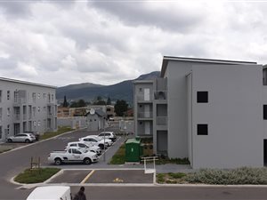 1 Bed Apartment in Paarl Central East