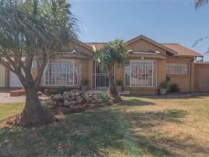 4 Bed House in Actonville