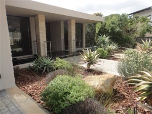 4 Bed House in Stonehurst Mountain Estate