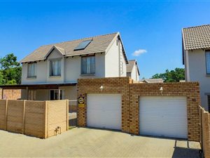 3 Bed Duplex in Willow Park Manor