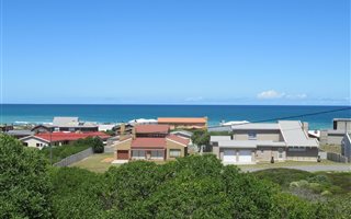 1020 m² Land available in Struisbaai
