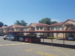 2 Bed Townhouse in Lakefield