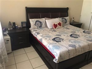 2 Bed Flat in Chrisville