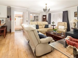 3 Bed House in Goedemoed